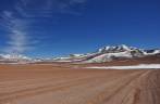 Paisagem altiplânica no caminho para o Salar de Uyuni, na Bolívia